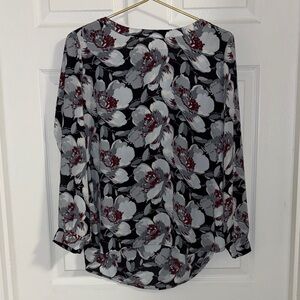 LOFT Outlet Blouse two three tone shades grey gray floral burgundy maroon flower